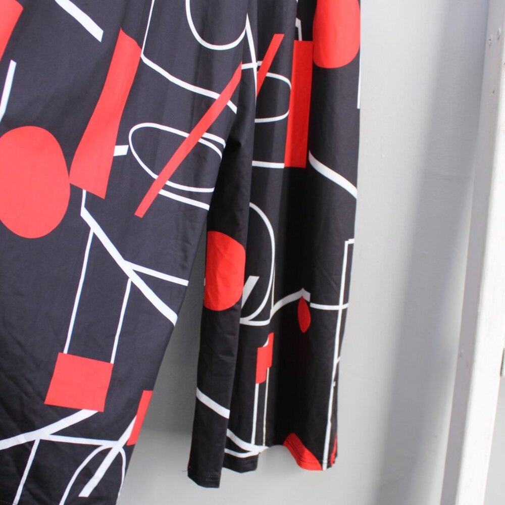 Women's Black Red Geometric Long Sleeve Splice Collared Stretch Jumpsuit 5XL NWT - Picture 4 of 6